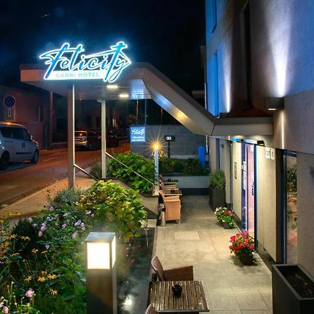 Felicity Garni Hotel Bratislava Eksteriør billede