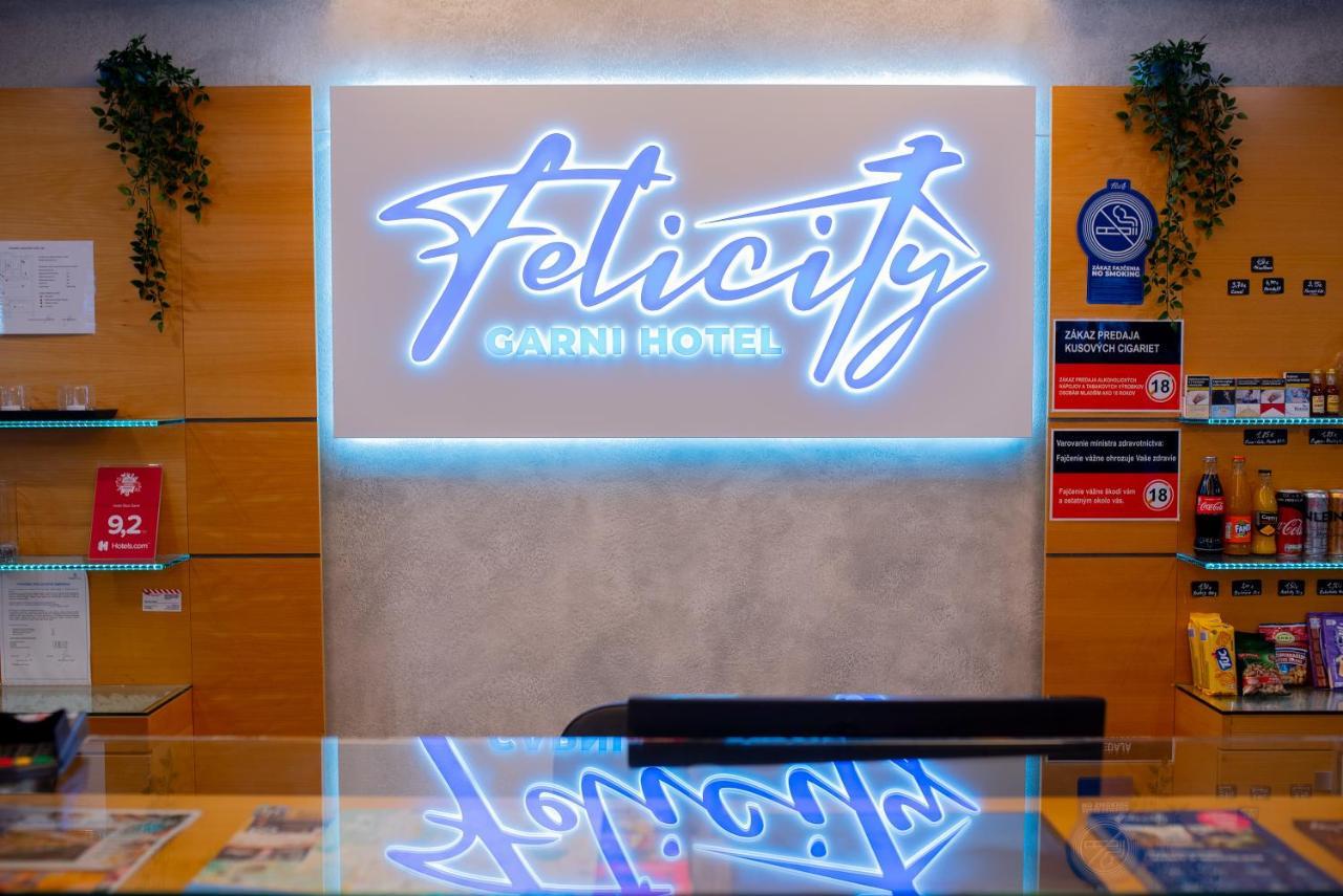 Felicity Garni Hotel Bratislava Eksteriør billede