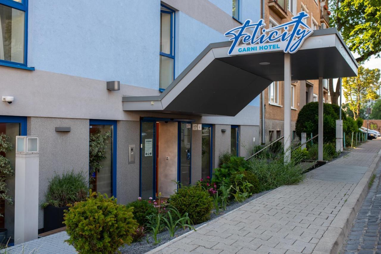 Felicity Garni Hotel Bratislava Eksteriør billede