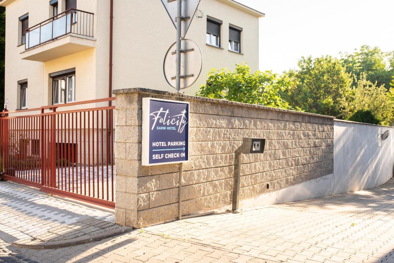 Felicity Garni Hotel Bratislava Eksteriør billede