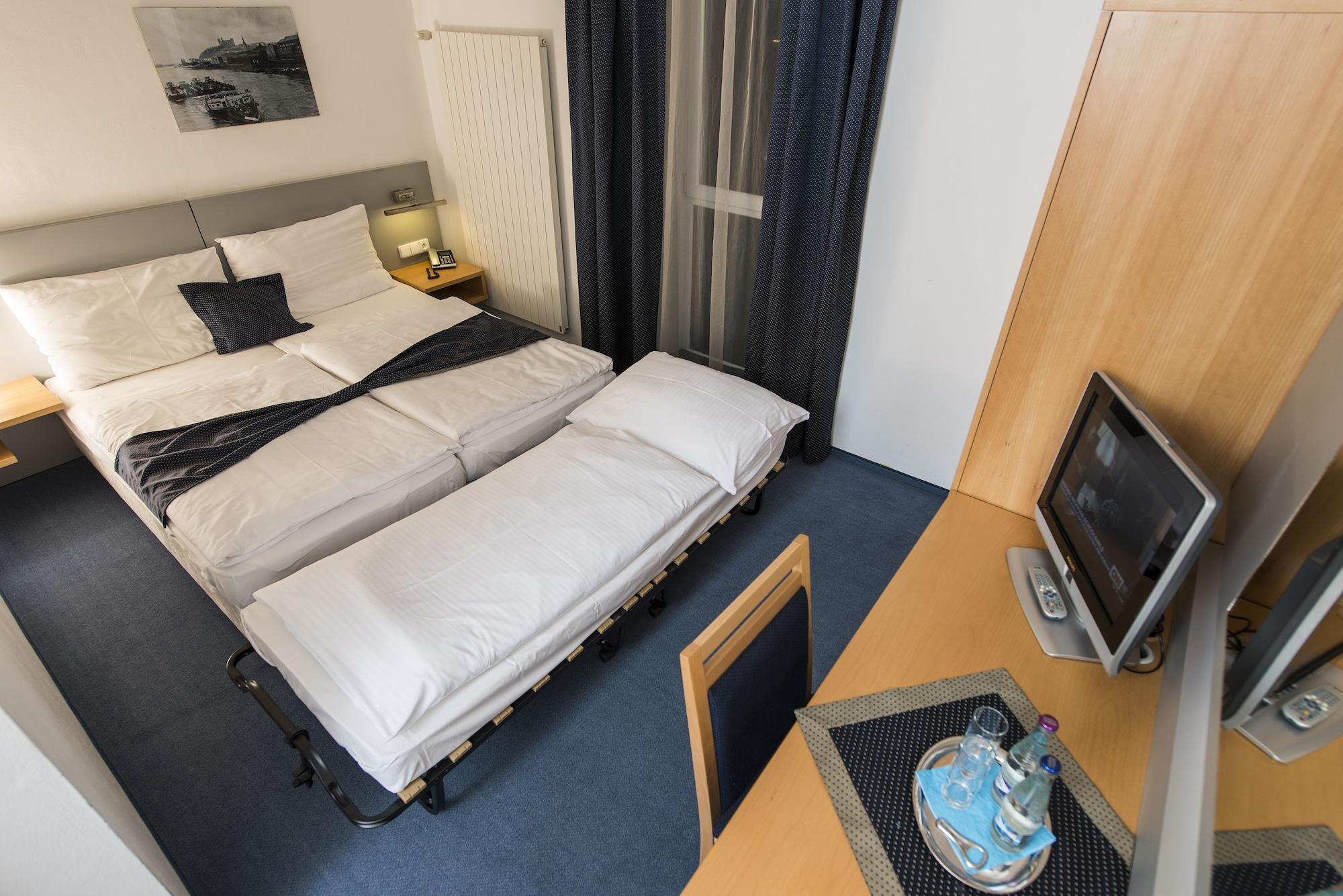 Felicity Garni Hotel Bratislava Eksteriør billede