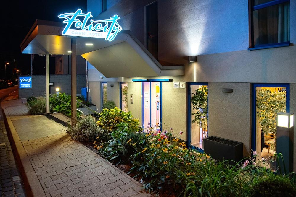 Felicity Garni Hotel Bratislava Eksteriør billede