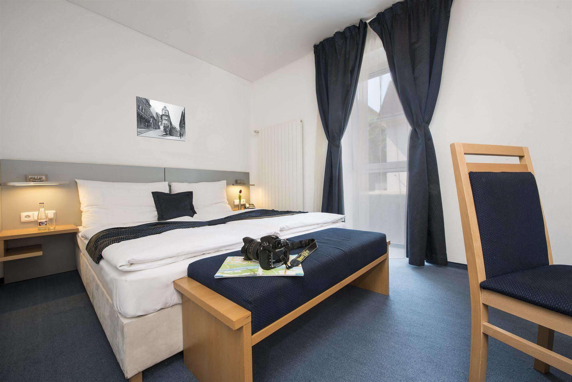 Felicity Garni Hotel Bratislava Eksteriør billede
